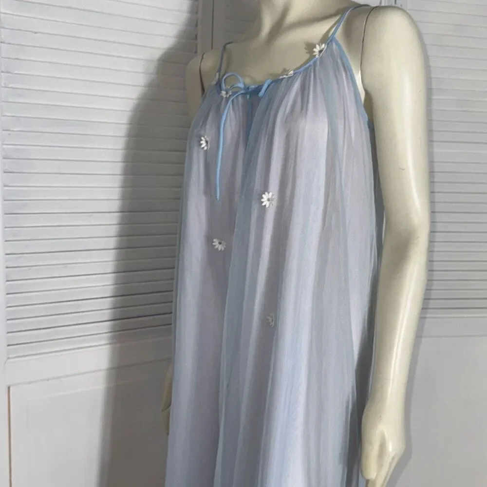 Vintage 1960s pale